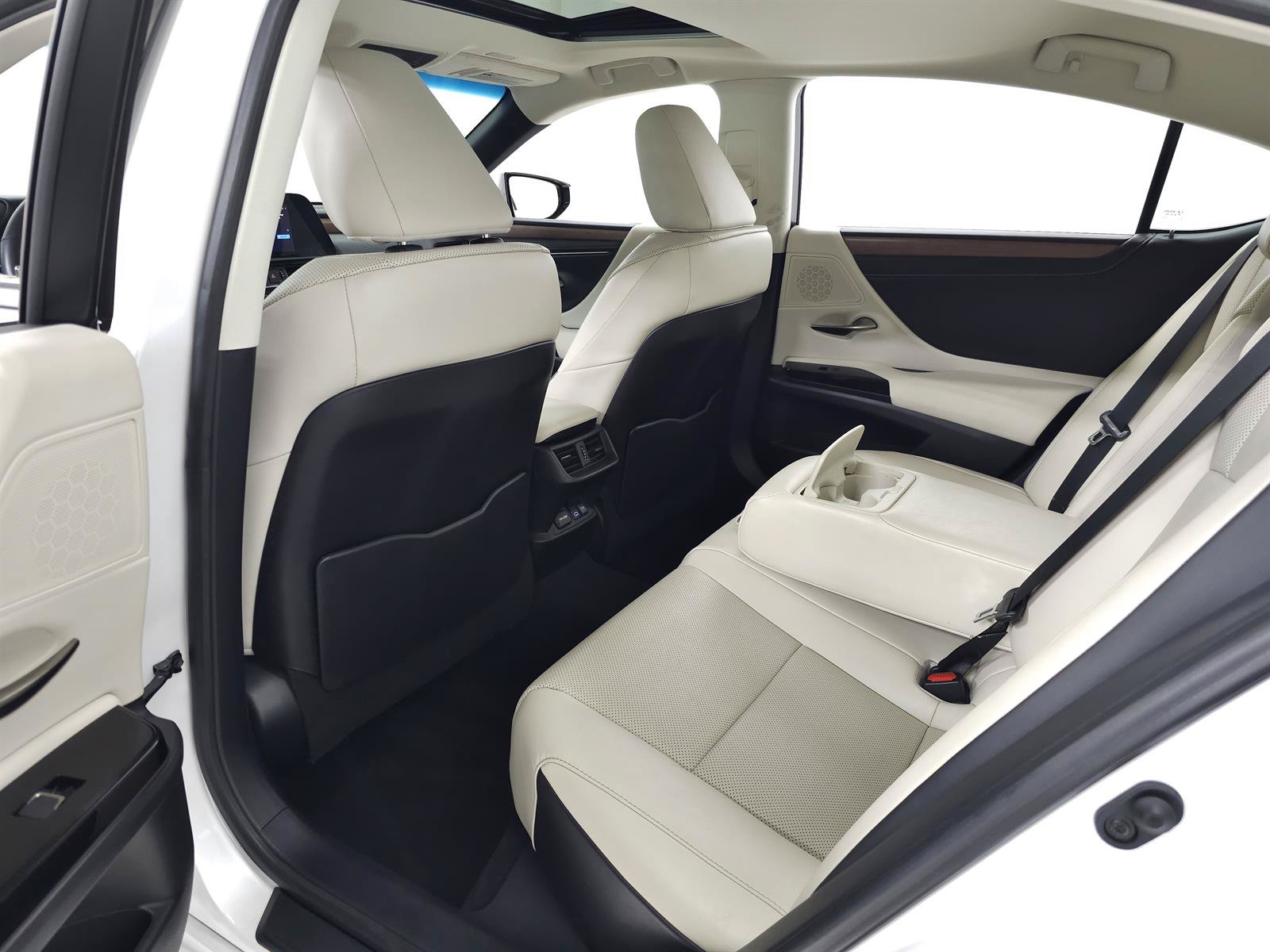 Certified 2024 Lexus ES 350 w/ Premium Package FWD image 29