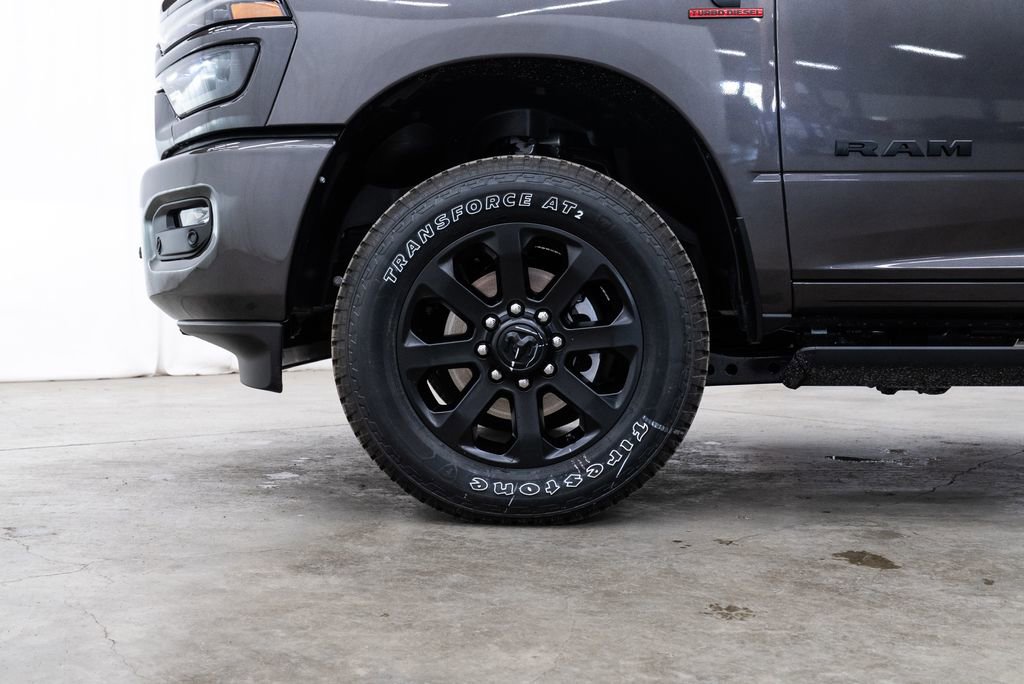 New 2026 RAM 3500 Laramie AWD/4WD image 7