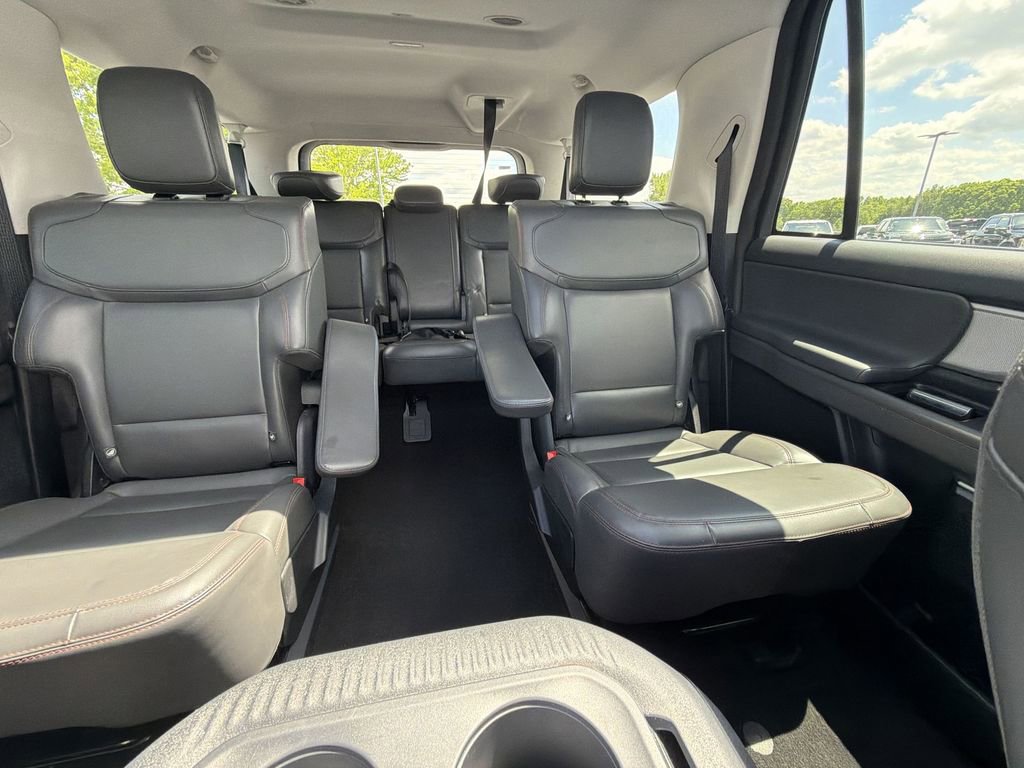 Used 2025 Ford Expedition Max Active AWD/4WD image 14