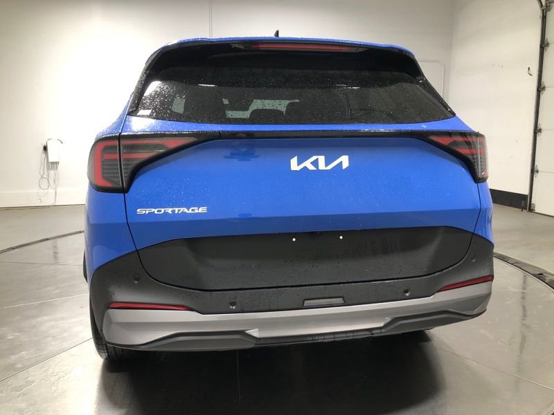 New 2026 Kia Sportage EX w/ EX Panorama Roof Package image 6