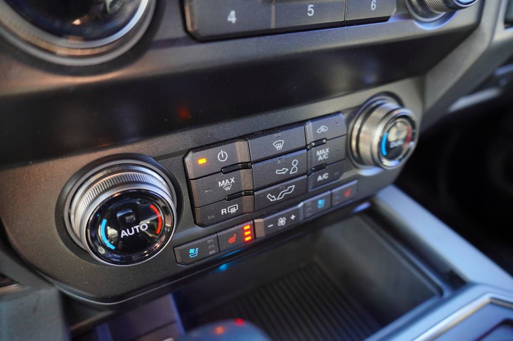 Used 2019 Ford F150 Raptor w/ Equipment Group 802A Luxury image 18