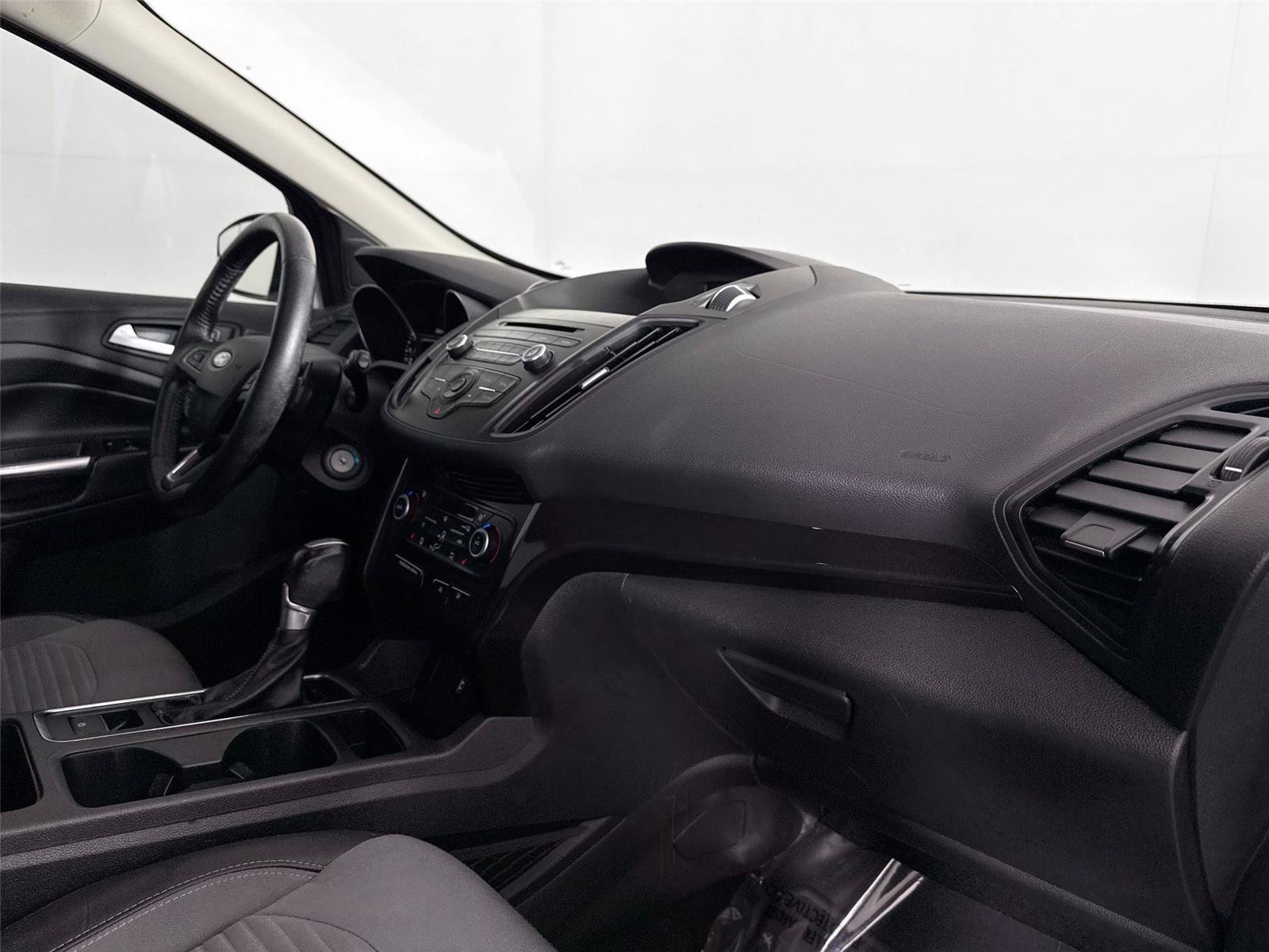 Used 2018 Ford Escape SE w/ SE Sport Appearance Package FWD image 49