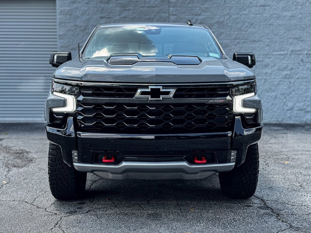 Used 2024 Chevrolet Silverado 1500 ZR2 w/ Technology Package image 4