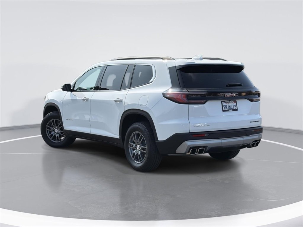 Used 2025 GMC Acadia Elevation image 5