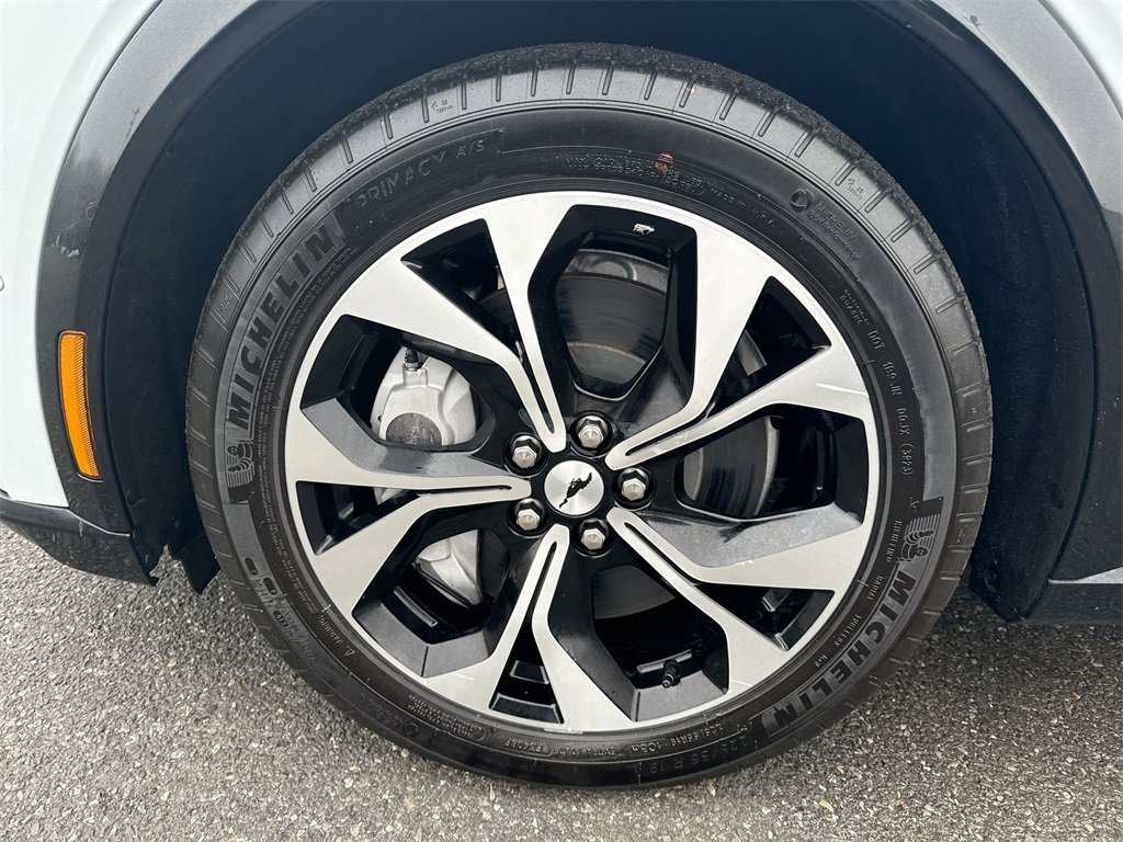 Used 2023 Ford Mustang Mach-E Premium image 19