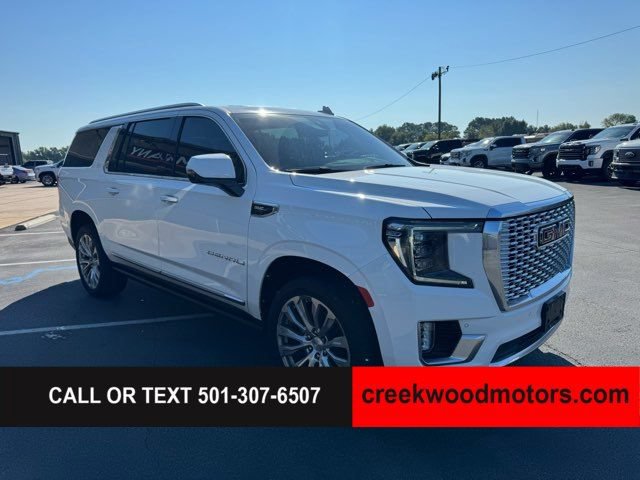 Used 2022 GMC Yukon XL Denali AWD/4WD image 2