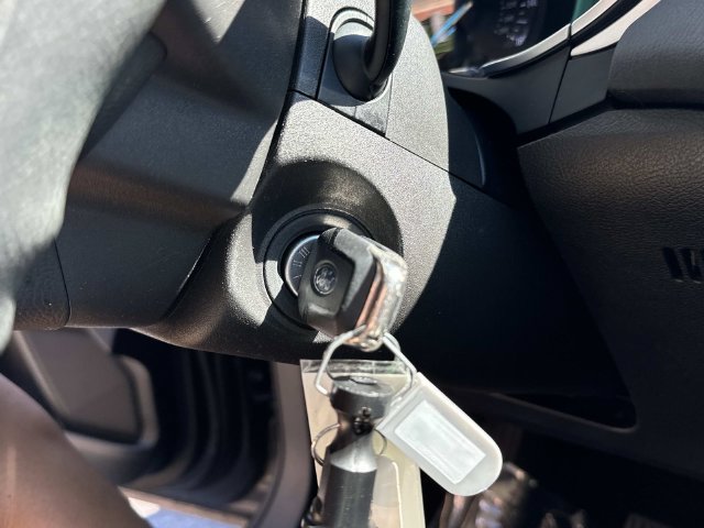 Used 2014 Ford Fusion SE FWD image 19