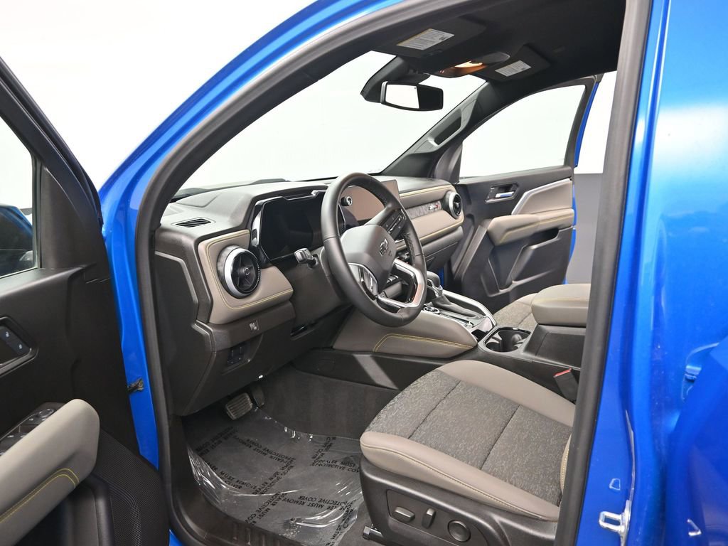 Used 2024 Chevrolet Colorado ZR2 image 19