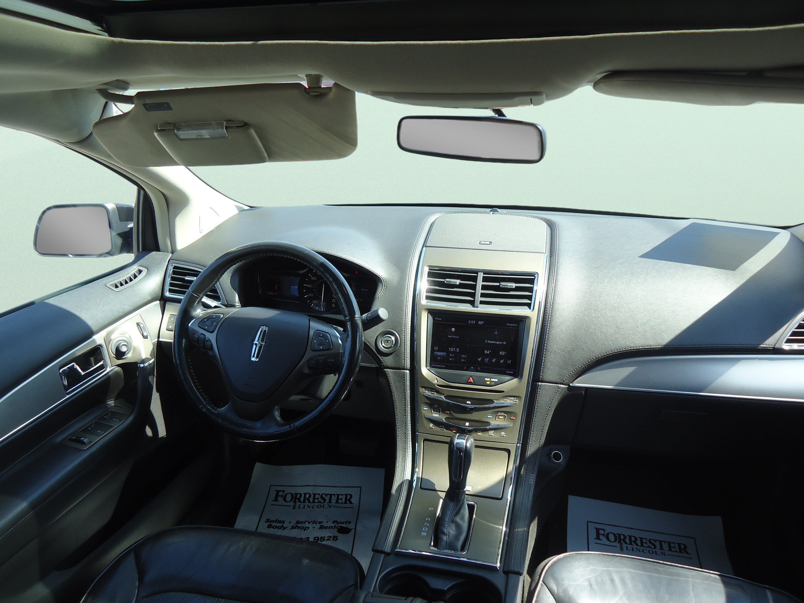 Used 2013 Lincoln MKX AWD image 11