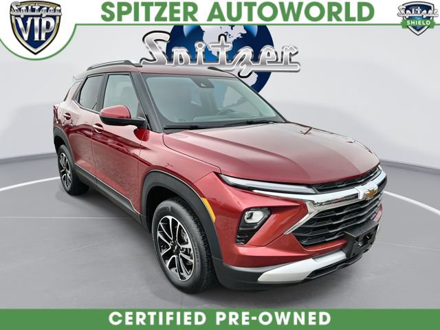 Used 2025 Chevrolet TrailBlazer LT w/ LT Cold Weather Package AWD/4WD image 1