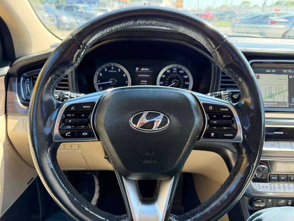 Used 2018 Hyundai Sonata Limited w/ Limited Ultimate Package 03 FWD image 8
