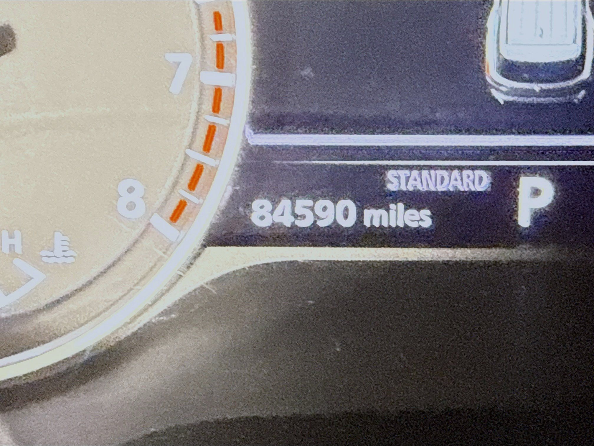 Used 2022 Nissan Pathfinder SV FWD image 16