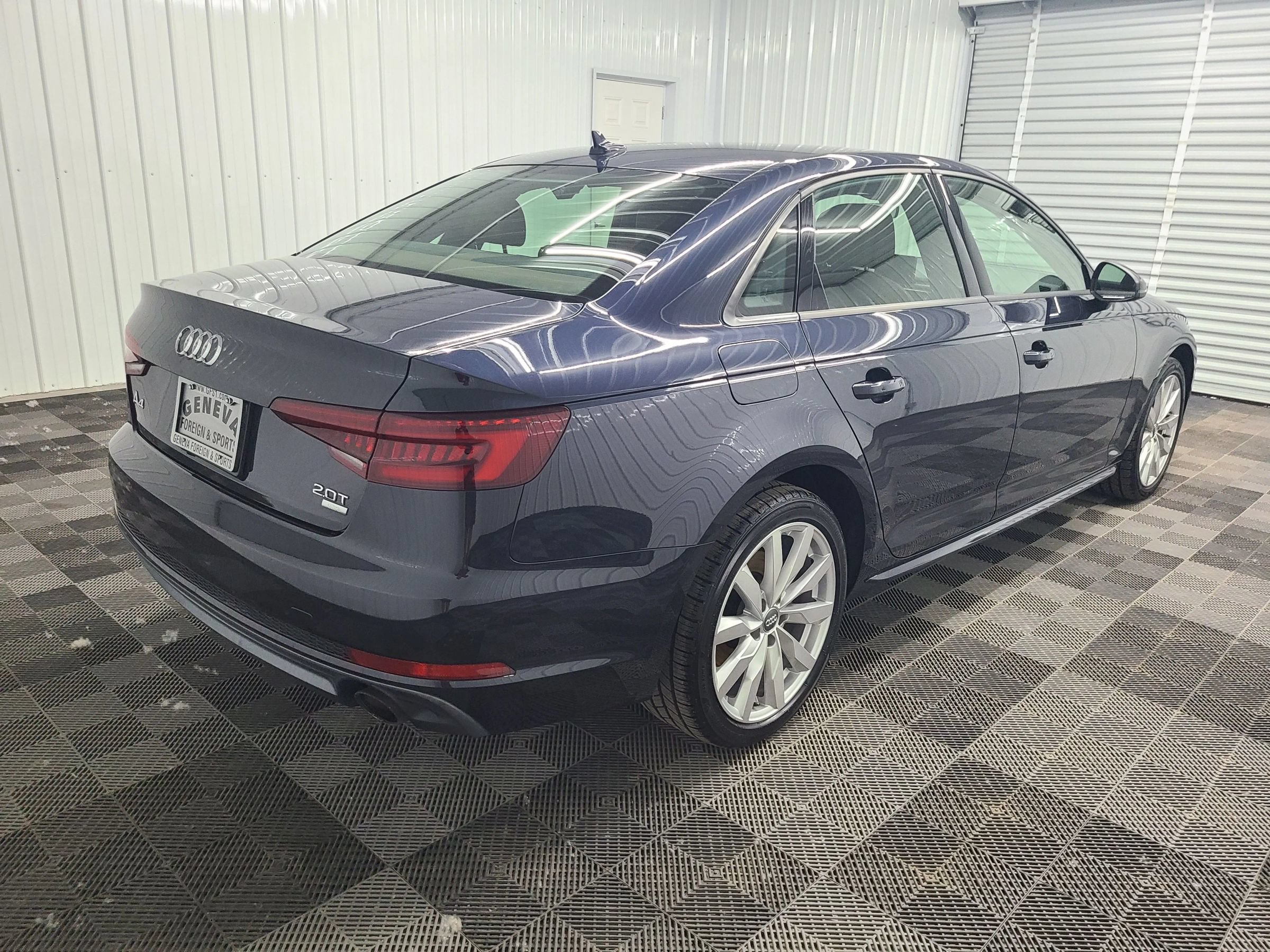 Used 2018 Audi A4 2.0T Ultra Premium w/ Convenience Package FWD image 11