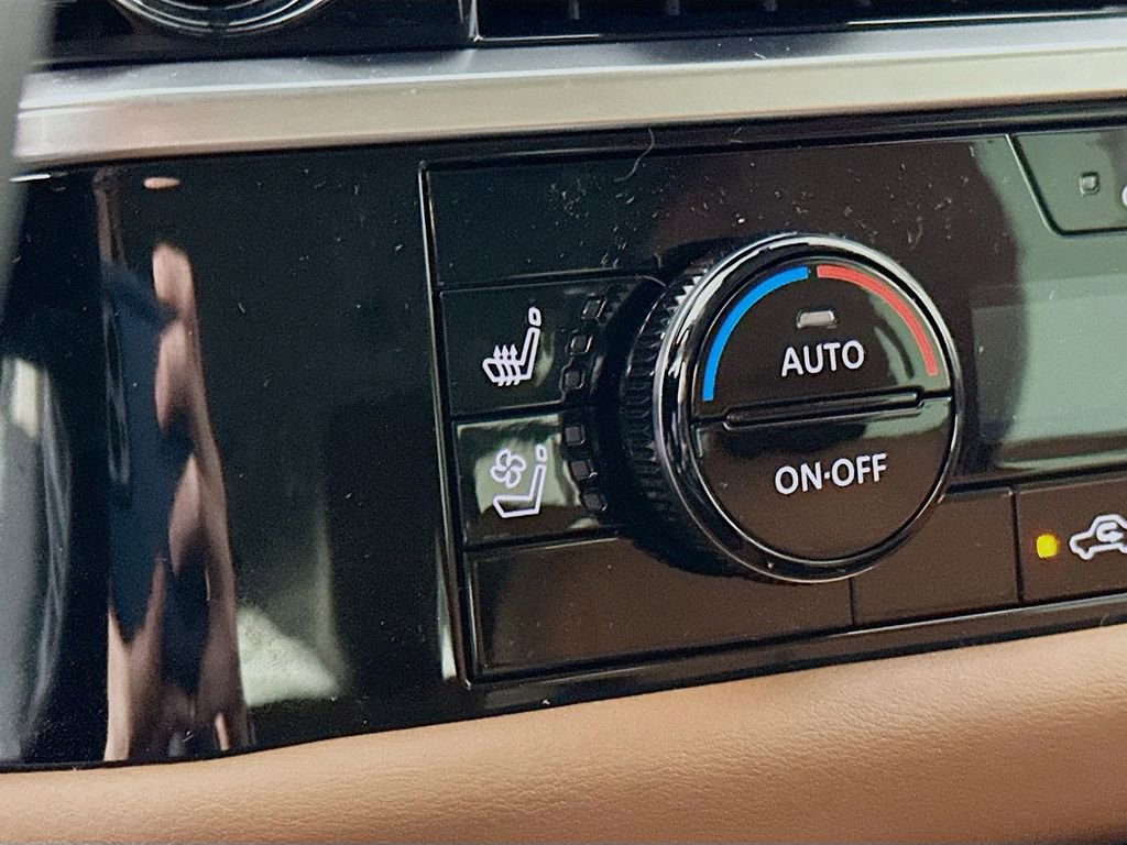 New 2025 Nissan Pathfinder Platinum w/ Cargo Package image 28