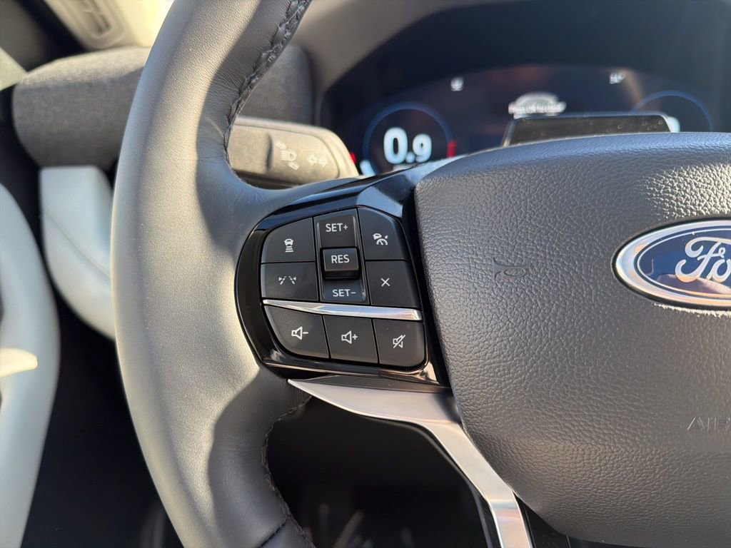 New 2026 Ford Explorer Platinum w/ LUX Leather Package image 26