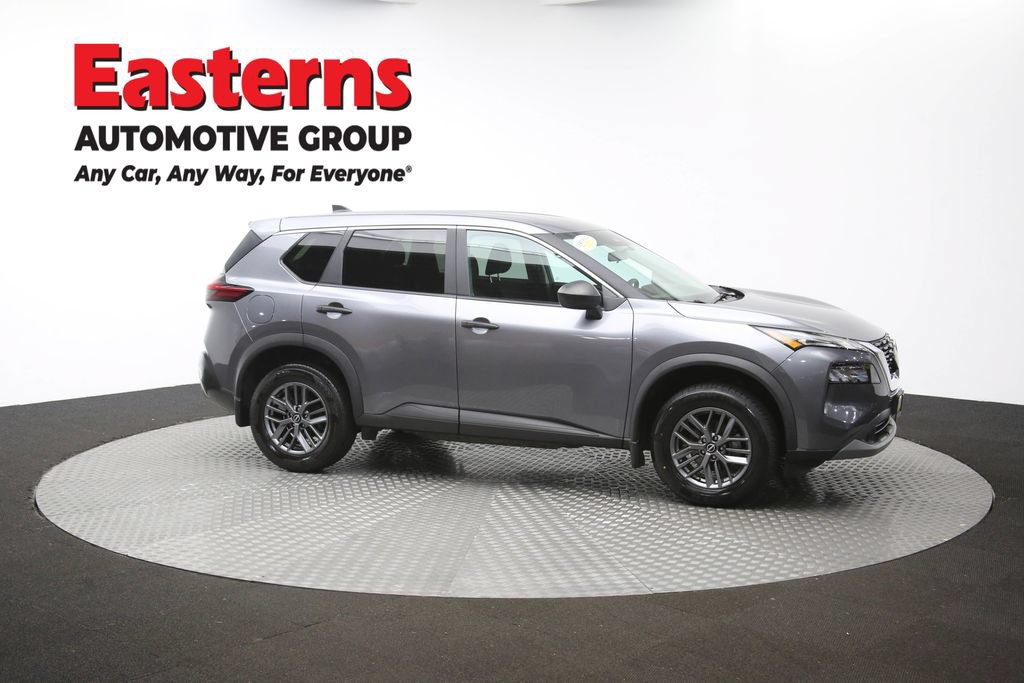 Used 2023 Nissan Rogue S AWD/4WD image 47