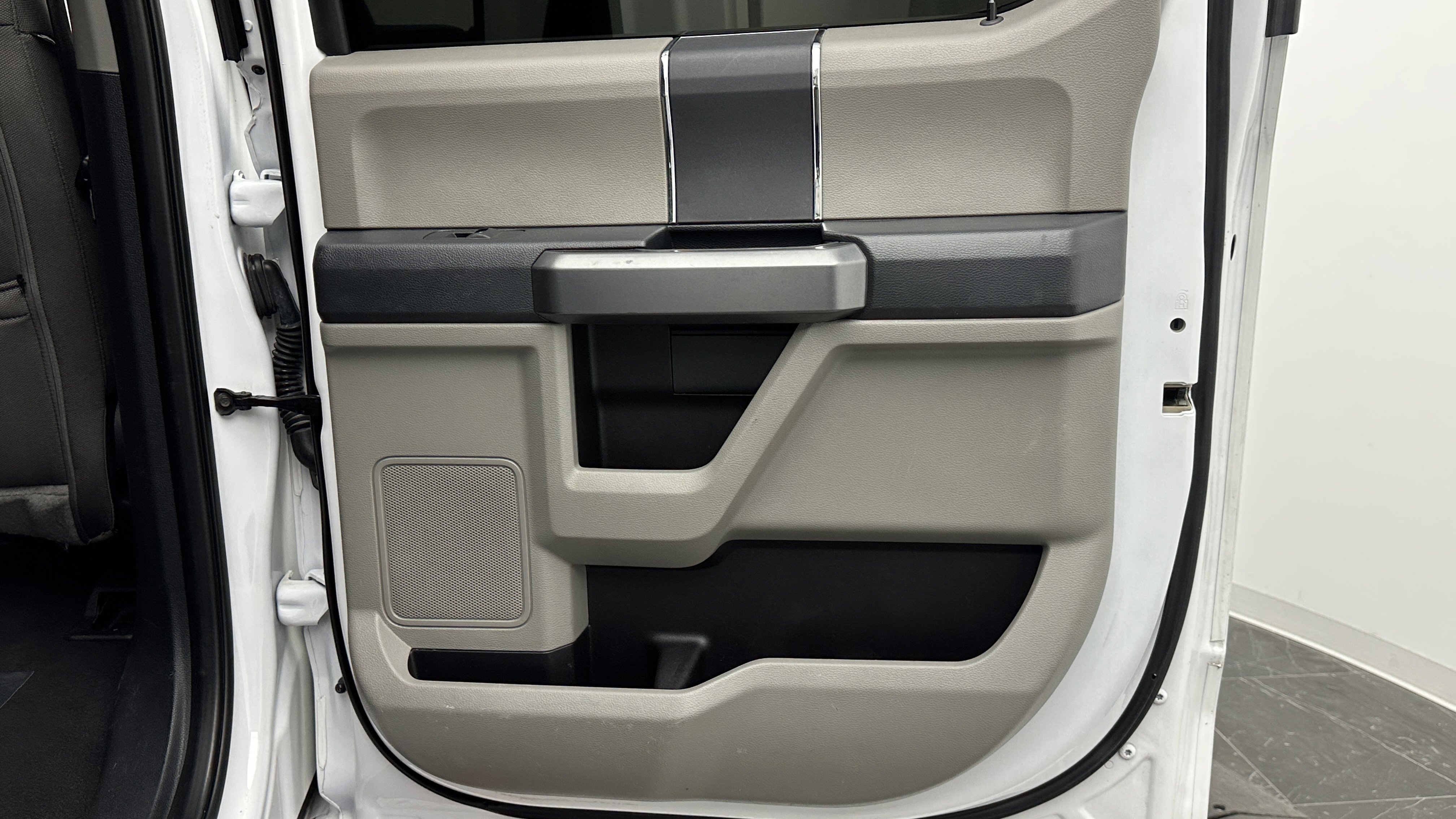 Used 2022 Ford F250 XLT image 30