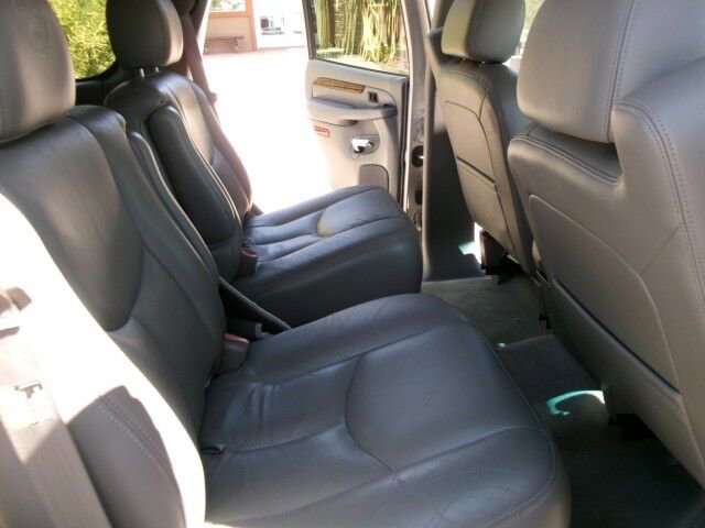 Used 2005 Cadillac Escalade 2WD image 25
