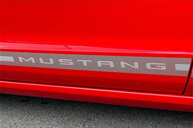 Used 2013 Ford Mustang Premium image 32