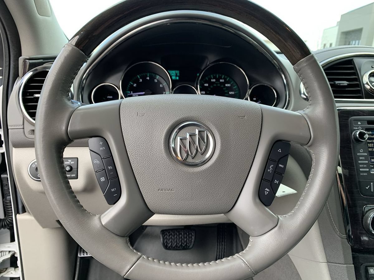 Used 2017 Buick Enclave Premium w/ Experience Buick Package AWD/4WD image 19