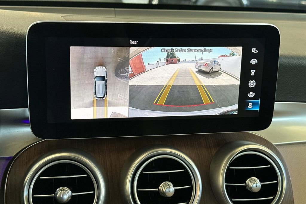 Certified 2022 Mercedes-Benz GLC 300 4MATIC w/ Premium Package Lite image 26