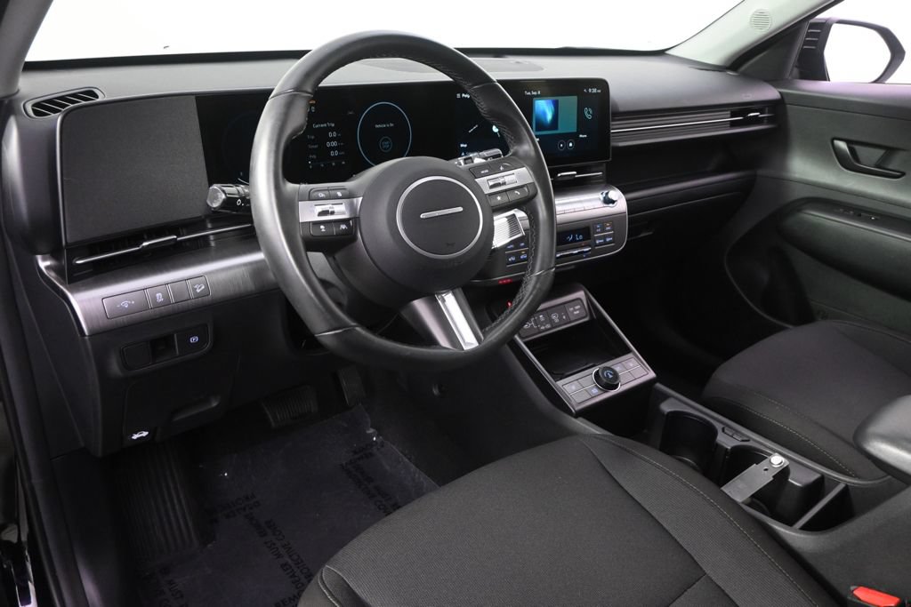 Used 2024 Hyundai Kona SEL w/ Convenience Package AWD/4WD image 11