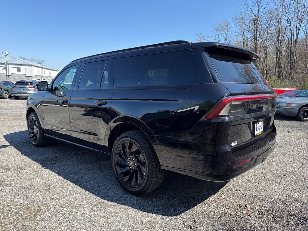 New 2026 Lincoln Navigator L Reserve AWD/4WD image 6