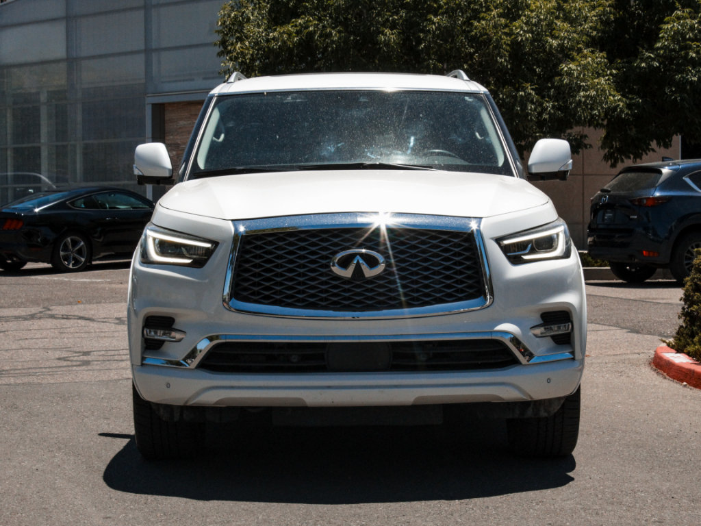 Used 2023 INFINITI QX80 Luxe w/ Cargo Package AWD/4WD image 2