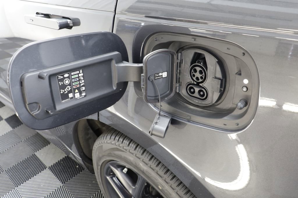 Used 2023 Land Rover Range Rover Sport Autobiography AWD/4WD image 16