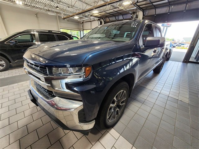 Used 2021 Chevrolet Silverado 1500 LT RWD image 3