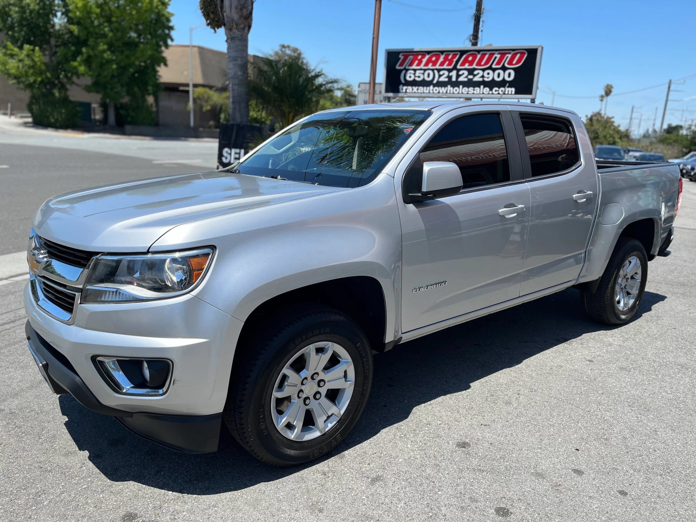 Used 2016 Chevrolet Colorado LT w/ LT Convenience Package RWD image 3