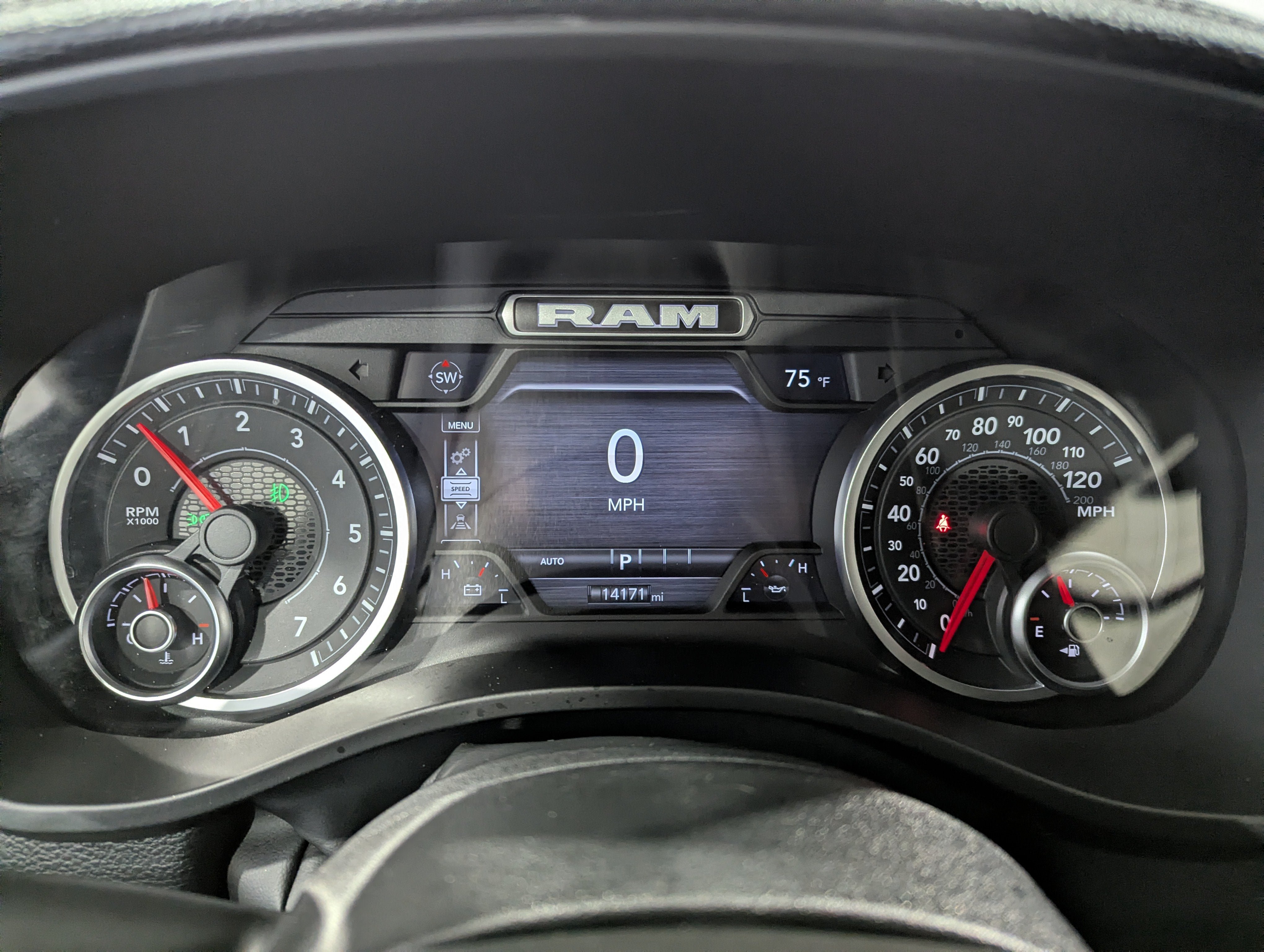 Used 2026 RAM 1500 Laramie AWD/4WD image 19