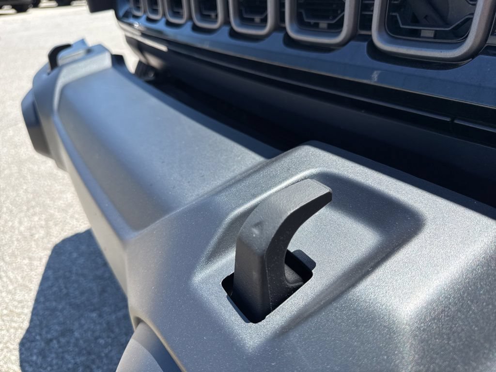 Used 2024 Jeep Gladiator Sport AWD/4WD image 18