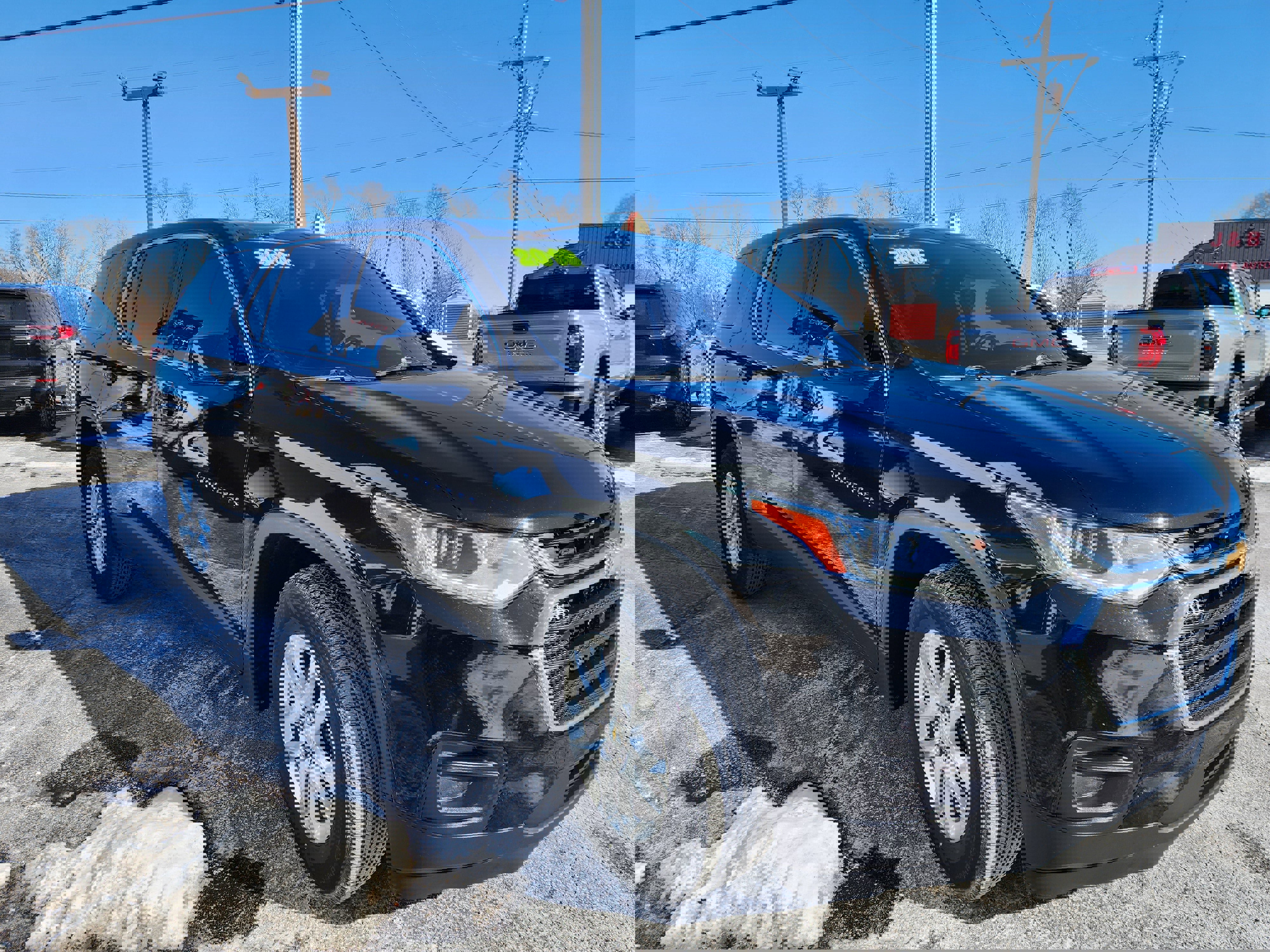 Used 2018 Chevrolet Traverse LS FWD image 3