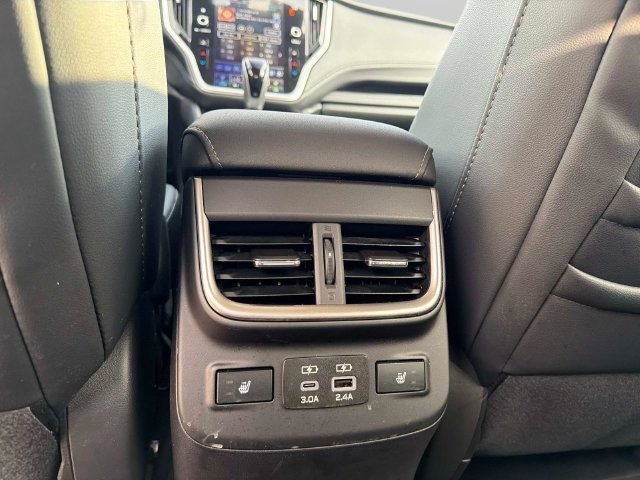 Used 2025 Subaru Outback Limited w/ Popular Package #2 AWD/4WD image 14
