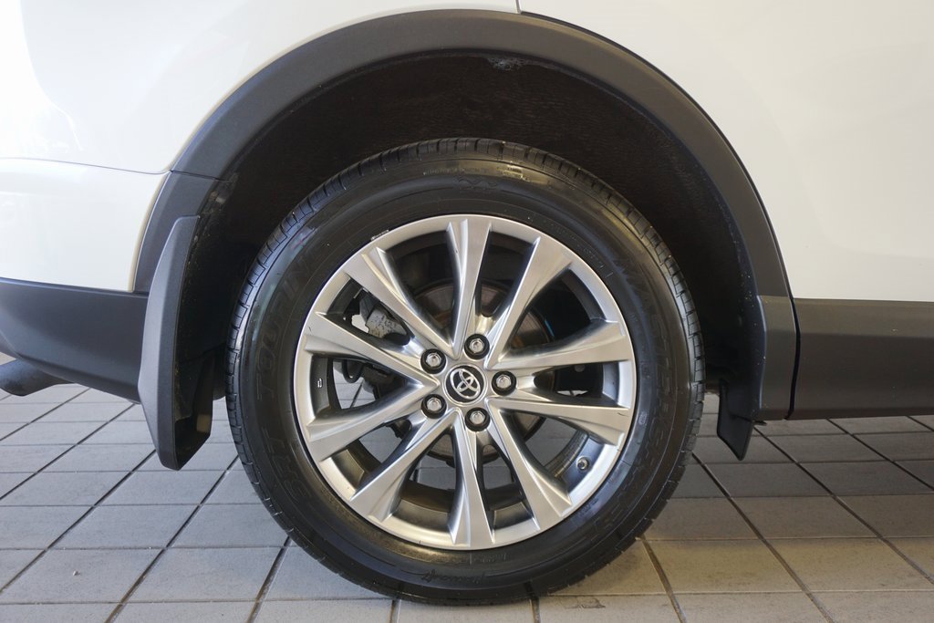 Certified 2018 Toyota RAV4 Limited image 36