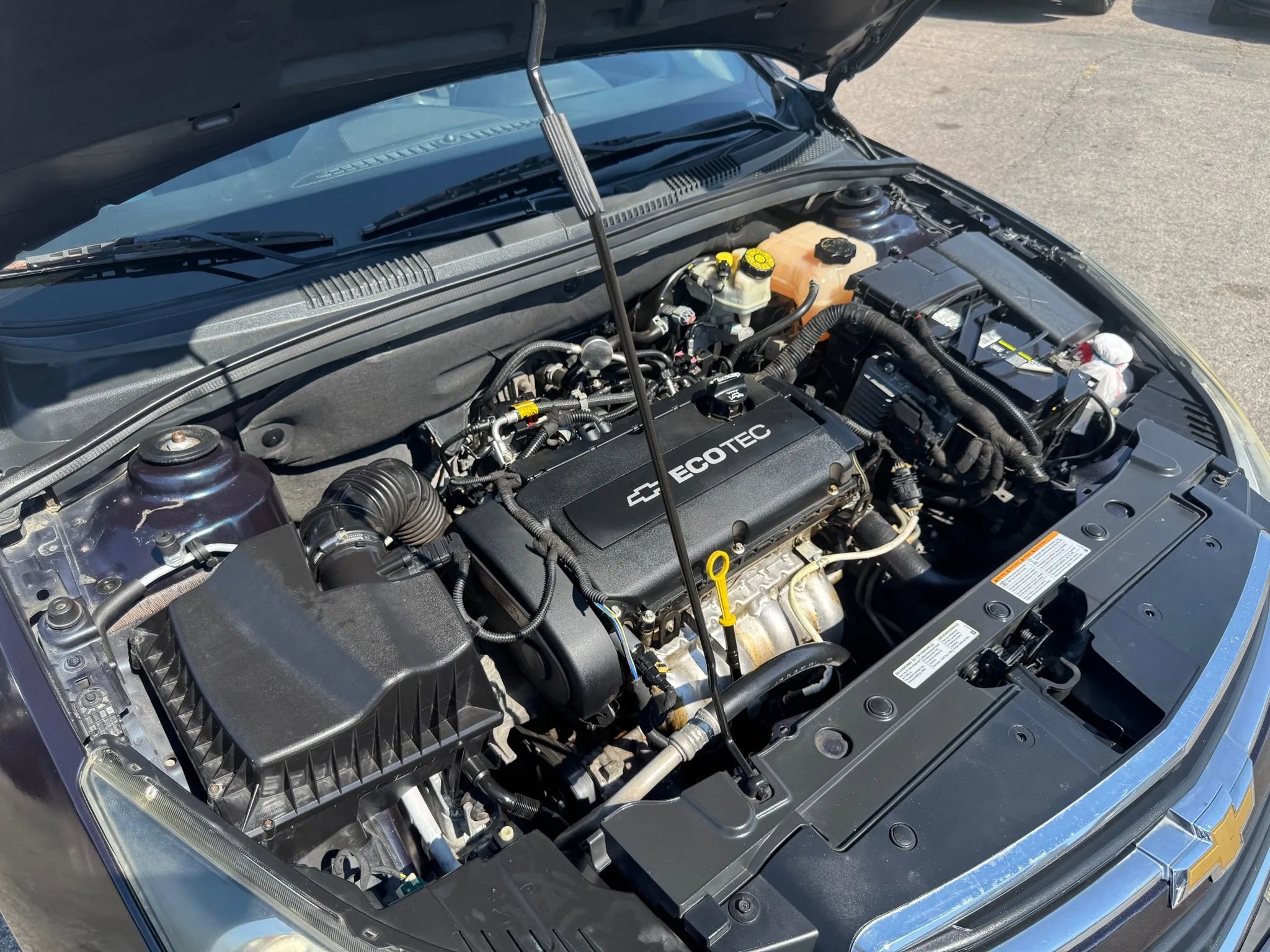 Used 2015 Chevrolet Cruze LS image 30