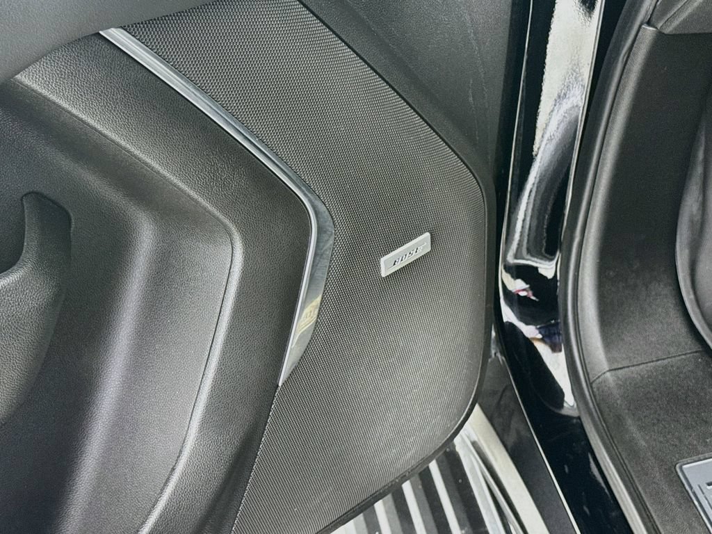 Used 2023 Chevrolet Tahoe High Country AWD/4WD image 20