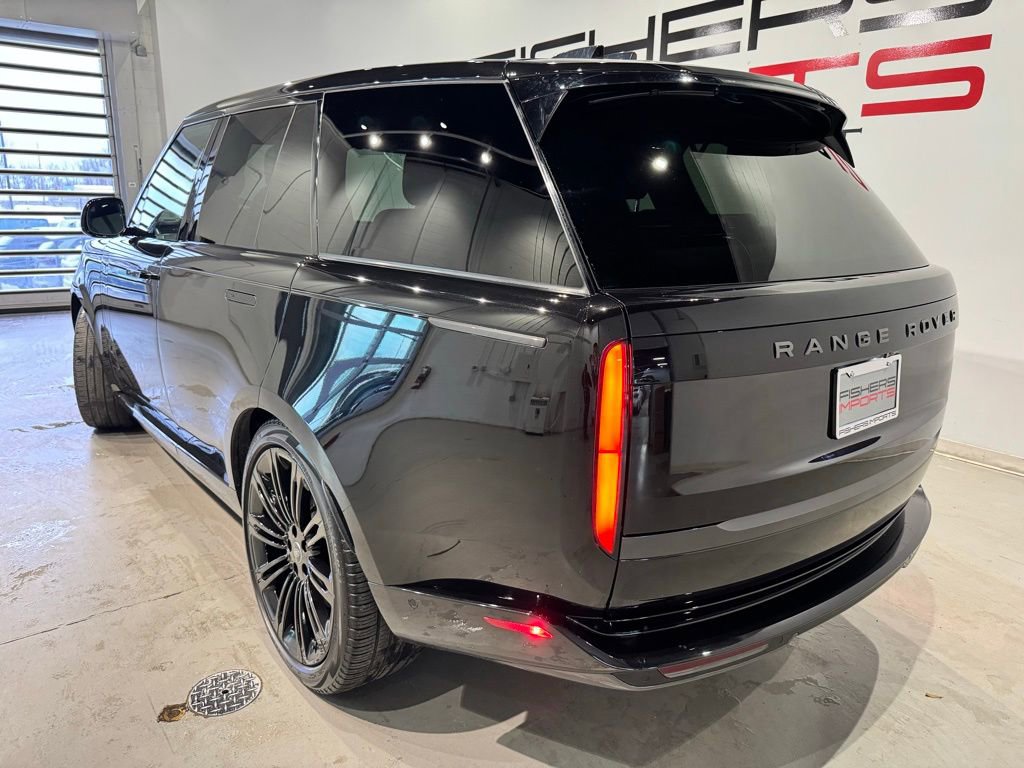 Used 2024 Land Rover Range Rover SE AWD/4WD image 5