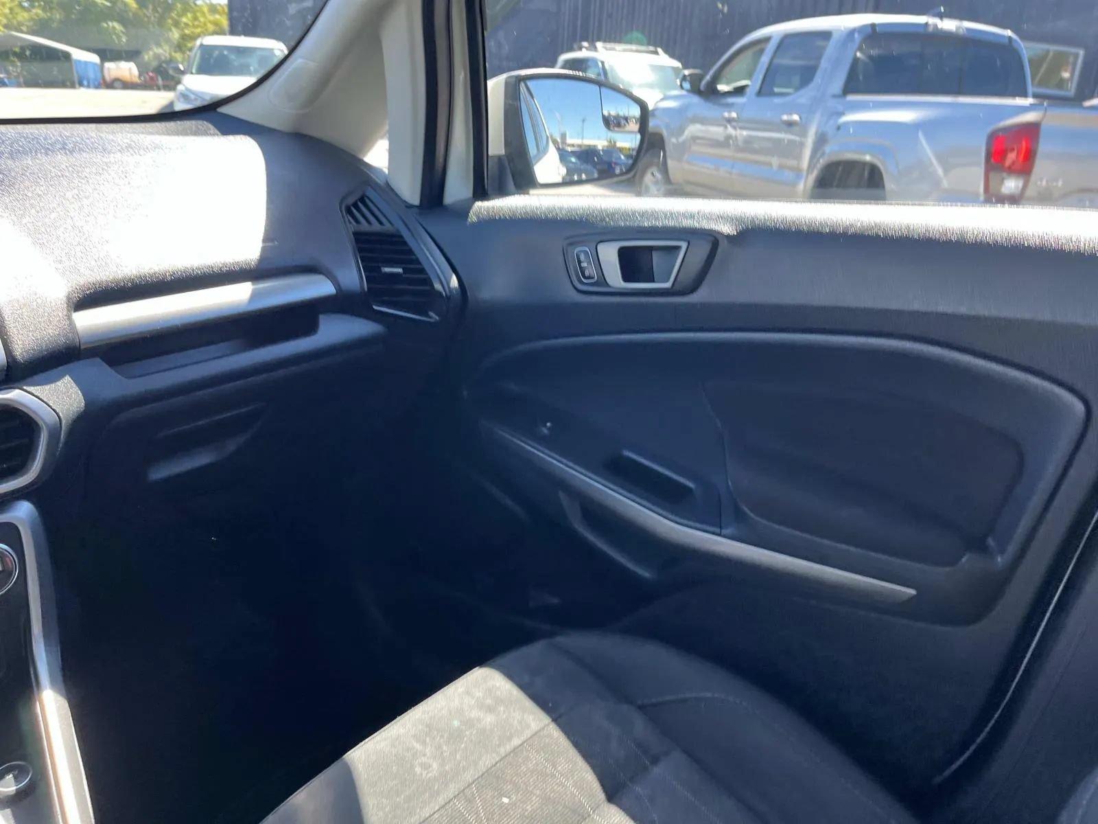 Used 2021 Ford EcoSport SE FWD image 13