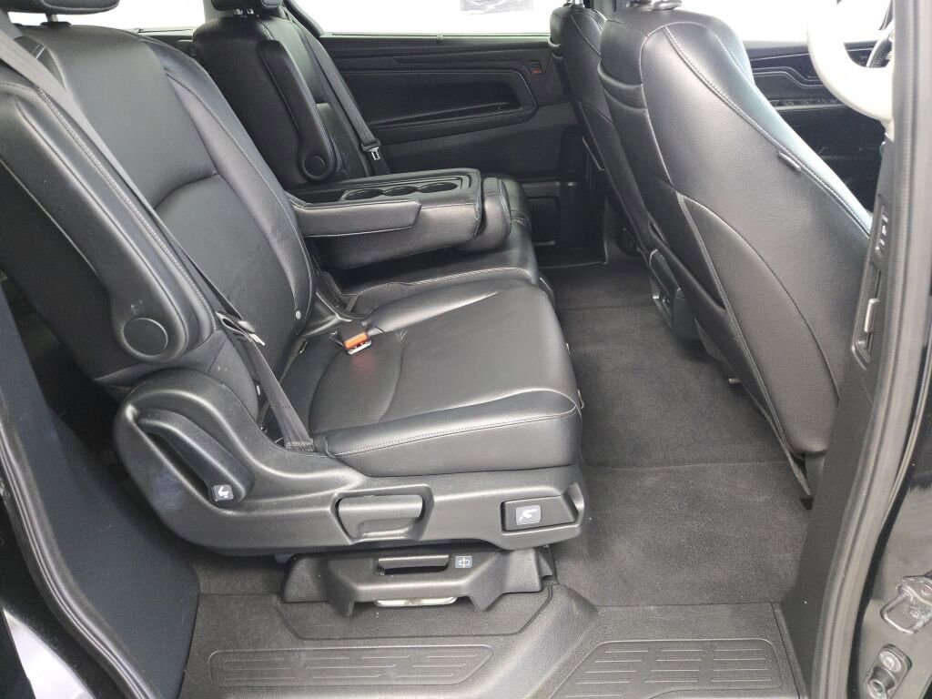 Used 2023 Honda Odyssey Touring image 10