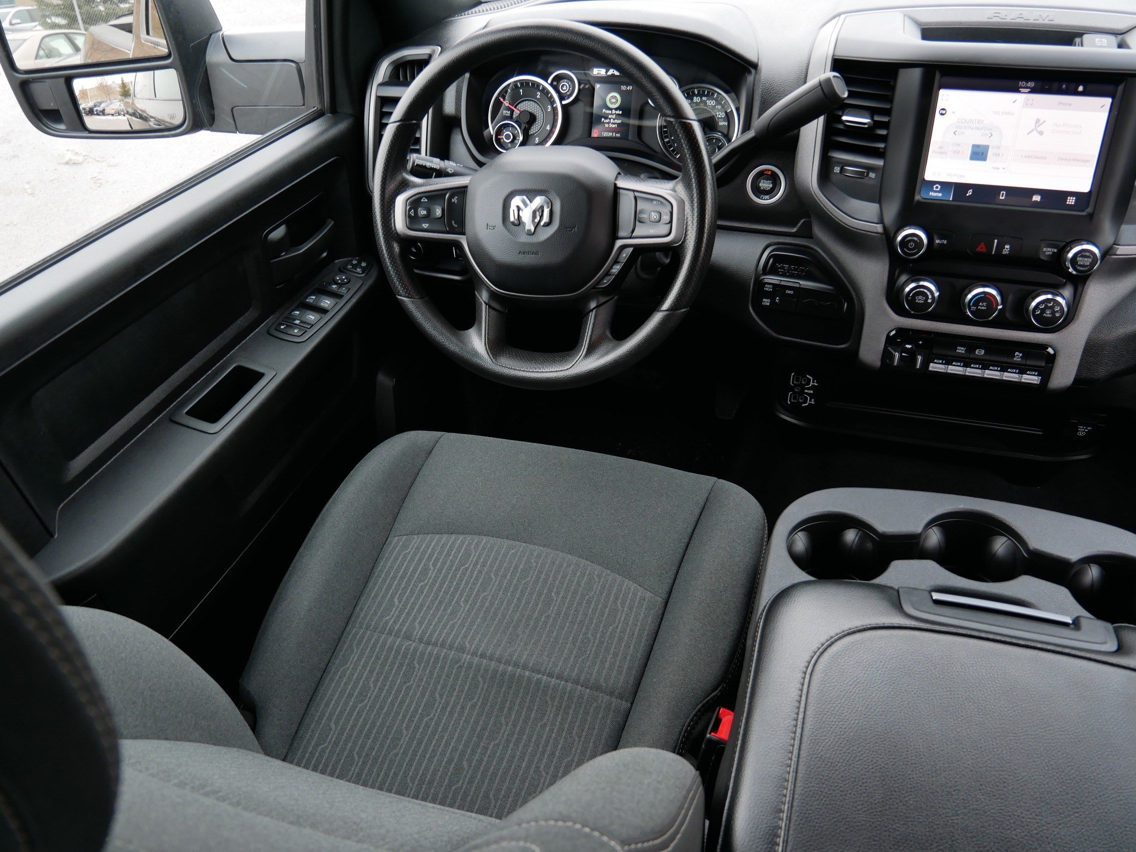 Used 2024 RAM 2500 Tradesman w/ Chrome Appearance Group image 9