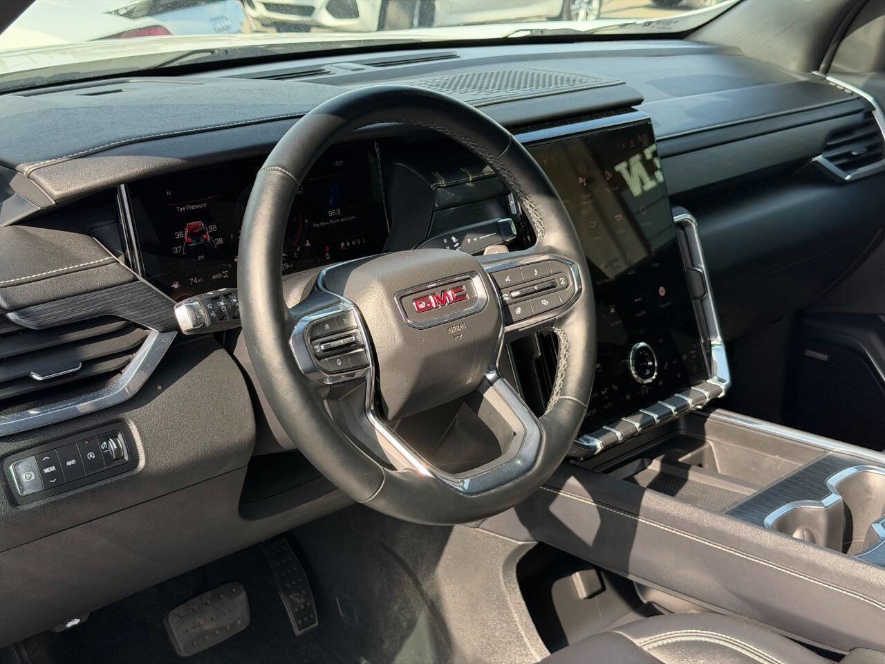Used 2024 GMC Acadia Elevation AWD/4WD image 45
