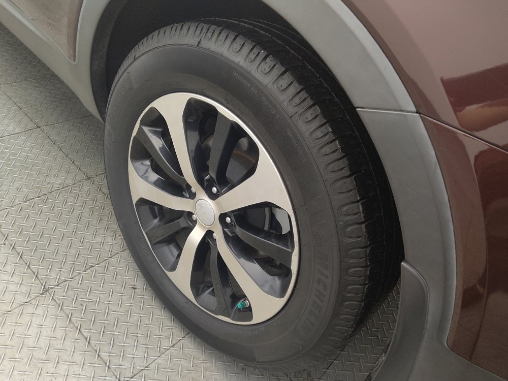 Used 2017 Kia Sorento EX w/ EX Advanced Touring Package FWD image 31