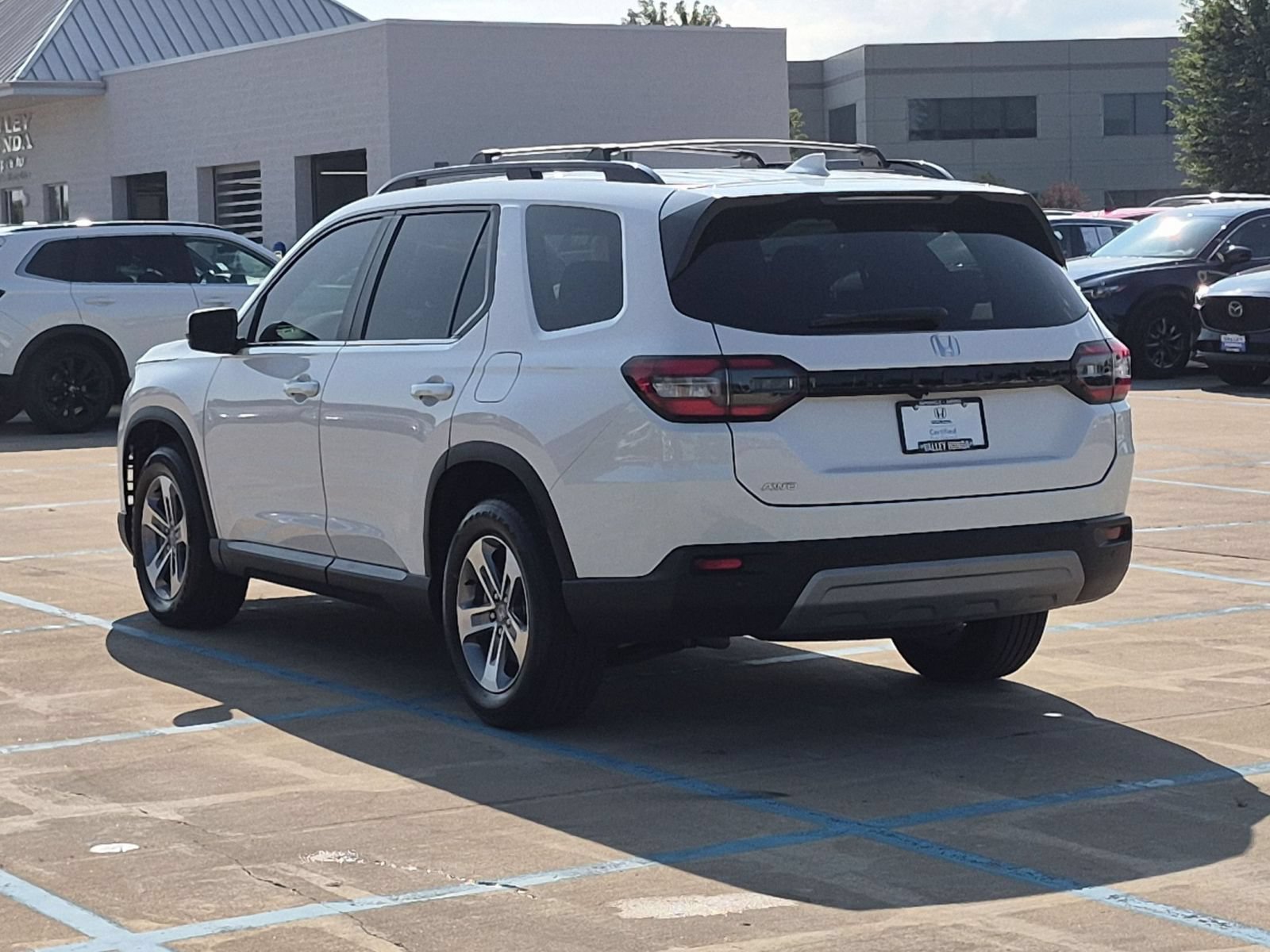 Certified 2025 Honda Pilot EX-L image 8