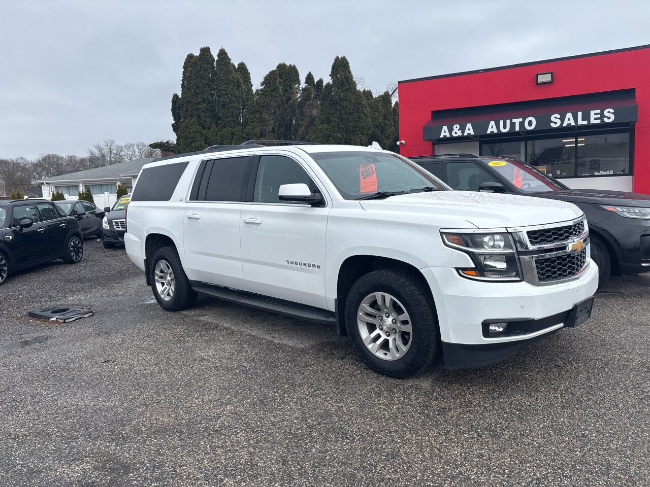 Used 2016 Chevrolet Suburban LT AWD/4WD image 2