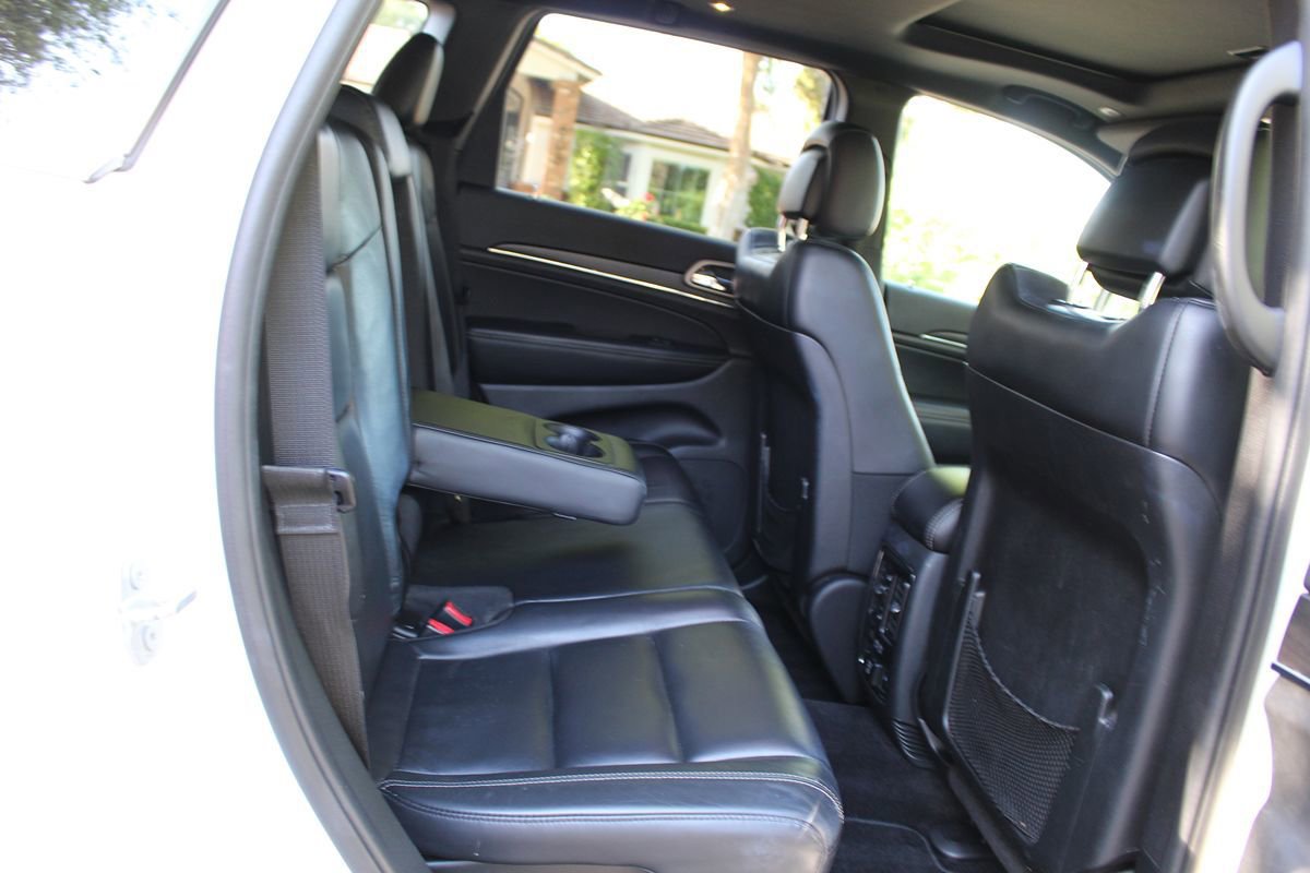 Used 2017 Jeep Grand Cherokee Limited RWD image 14