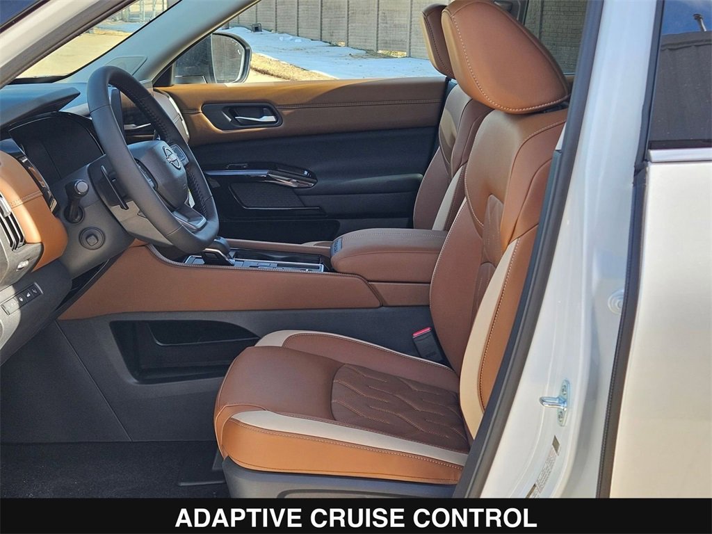 New 2026 Nissan Pathfinder Platinum image 11