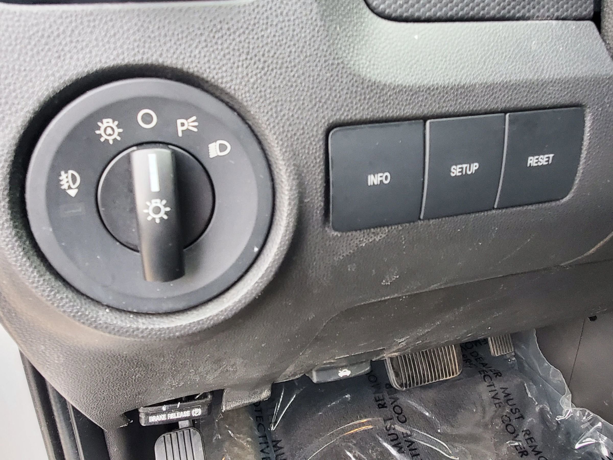 Used 2012 Ford Escape XLT image 36