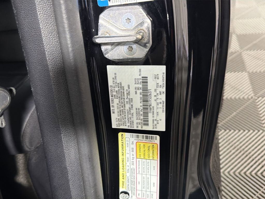 Used 2015 Ford Mustang GT Premium image 27